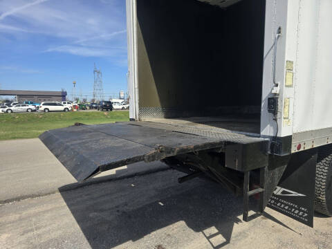 2000 Freightliner FL60