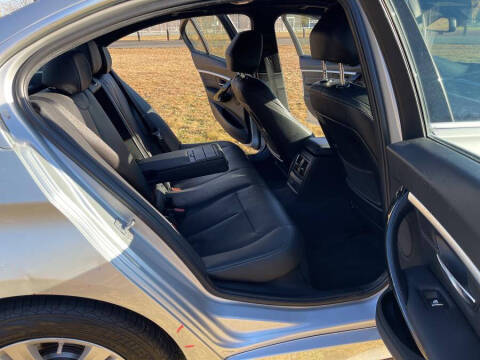 2017 BMW 3 Series 330e iPerformance