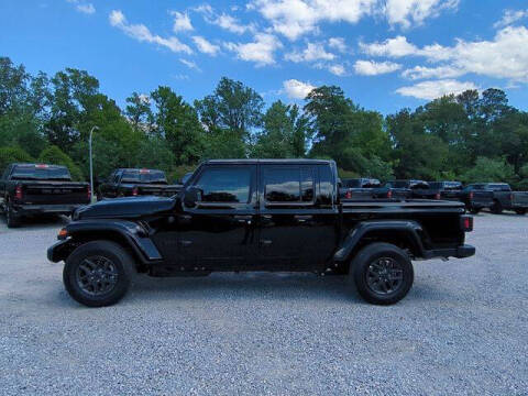 2026 Jeep Gladiator Sport S