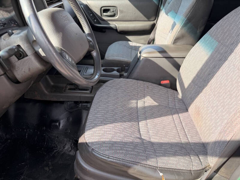 2001 Jeep Cherokee Sport