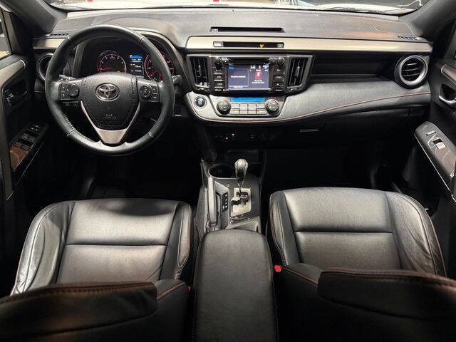 2016 Toyota RAV4 SE