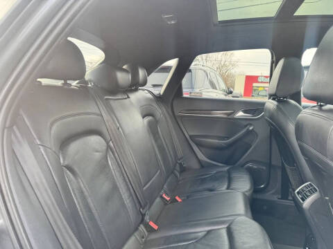 2016 Audi Q3 2.0T quattro Prestige