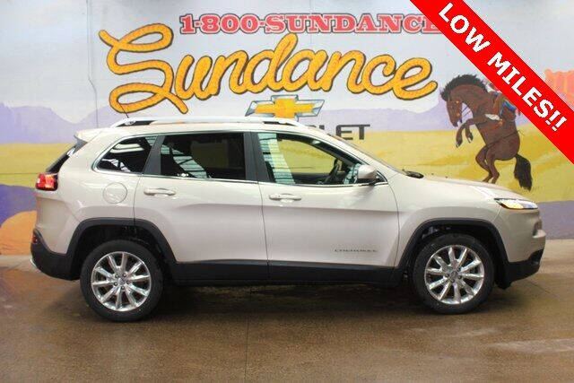 2015 Jeep Cherokee for sale at Sundance Chevrolet in Grand Ledge MI