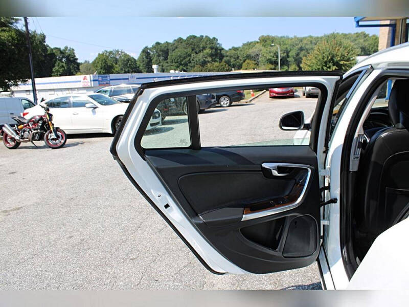 2017 Volvo V60 T5 Premier