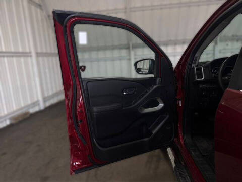 2023 Nissan Frontier SV