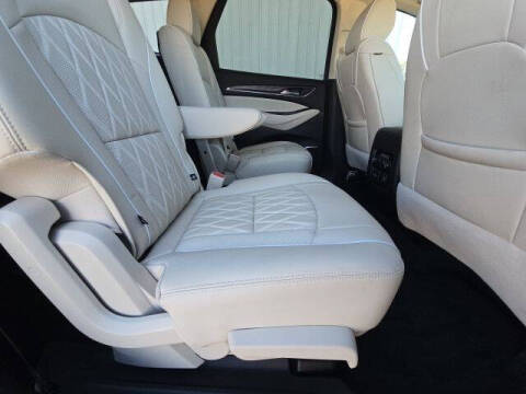 2022 Buick Enclave Avenir