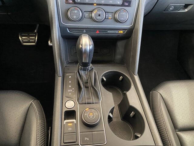 2021 Volkswagen Atlas Cross Sport V6 SE R-Line 4Motion