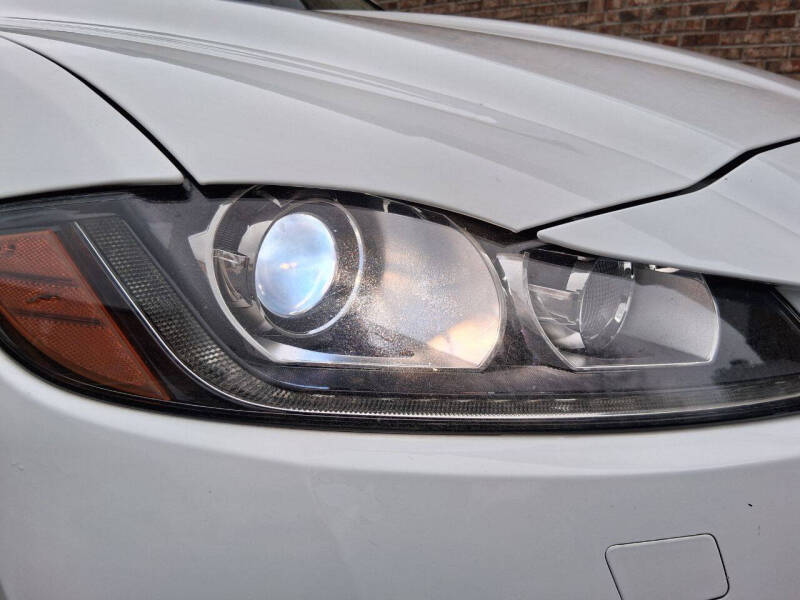 2019 Jaguar F-PACE 30t Prestige