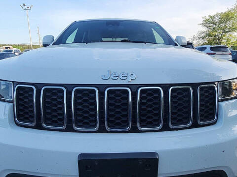 2020 Jeep Grand Cherokee Laredo E