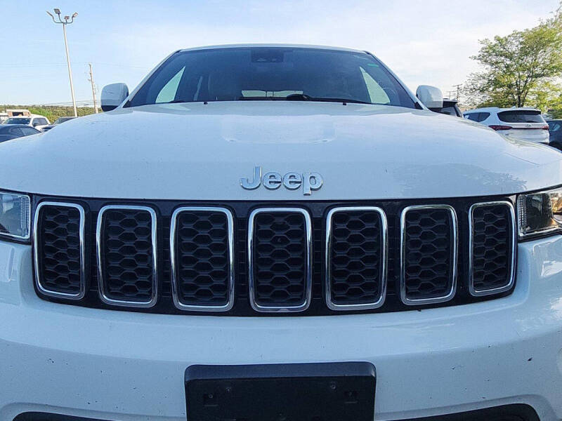 2020 Jeep Grand Cherokee Laredo E