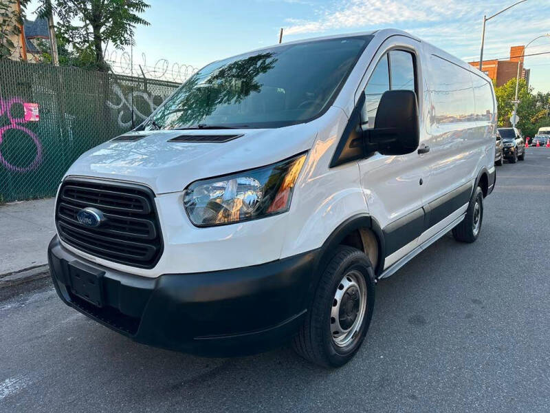 2015 Ford Transit 250