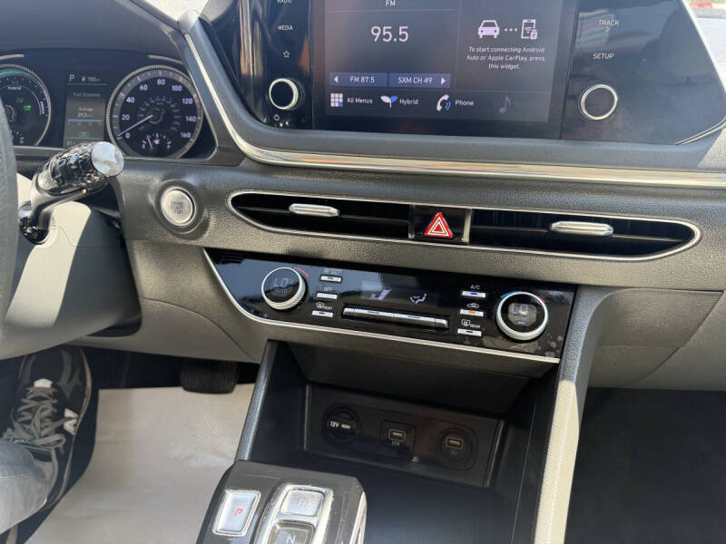 2022 Hyundai Sonata Hybrid Blue