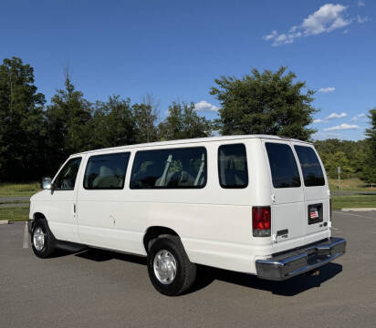 2012 Ford E-Series E-350 SD XLT