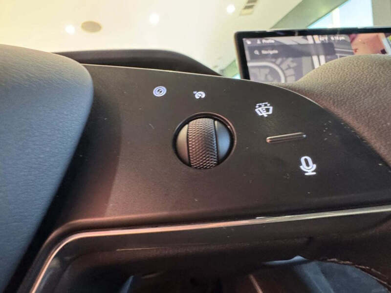 2023 Tesla Model X Standard Range