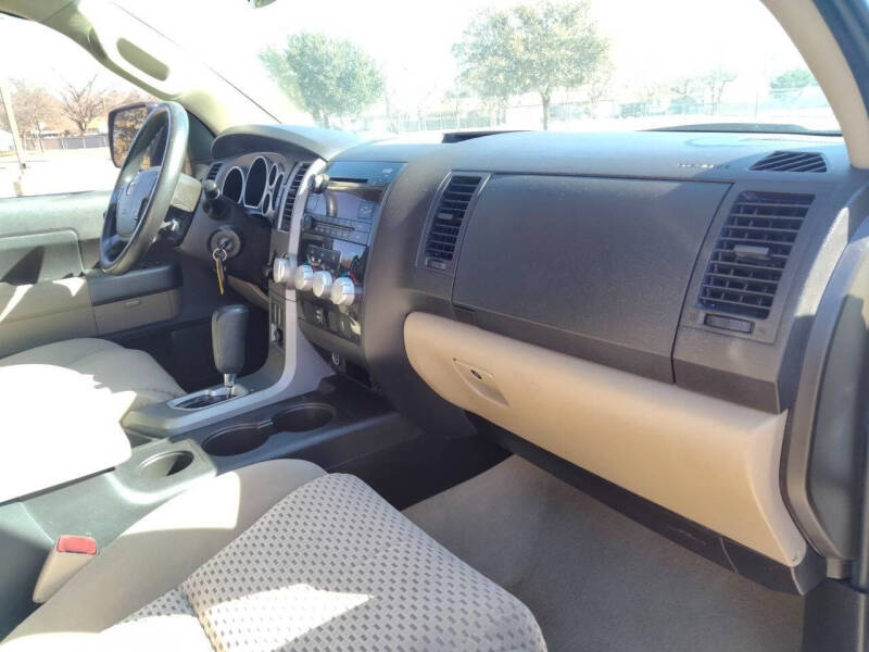 2011 Toyota Tundra Grade