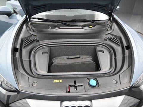 2022 Audi e-tron GT quattro Premium Plus