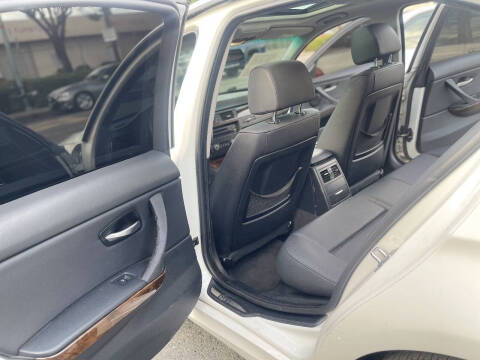 2009 BMW 3 Series 328i