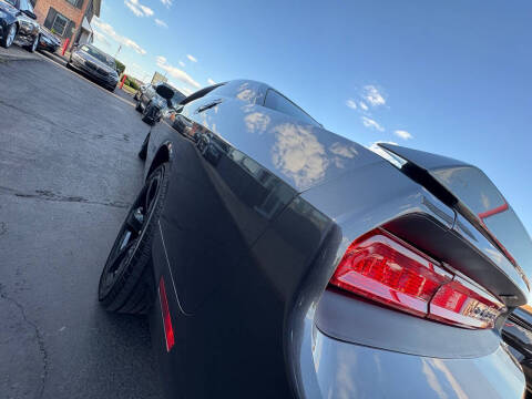 2013 Dodge Challenger R/T Plus