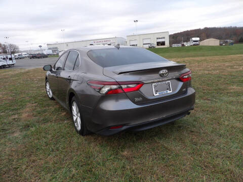 2022 Toyota Camry LE