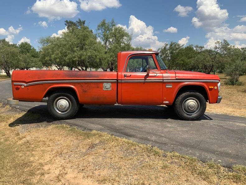 1969 Dodge D200 Pickup