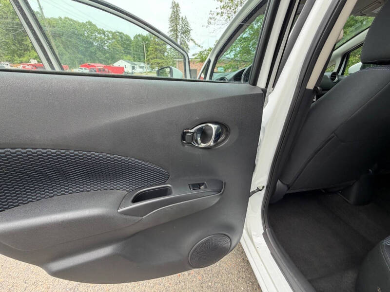 2016 Nissan Versa Note SV