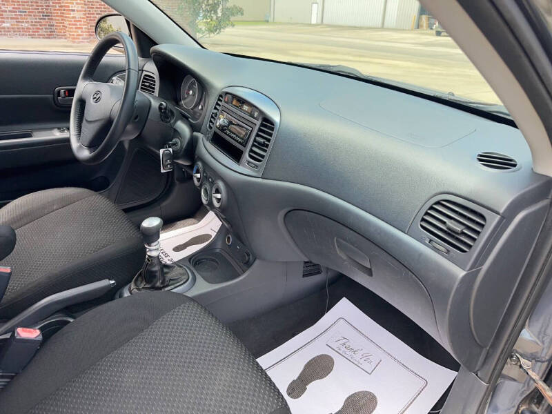 2009 Hyundai Accent SE