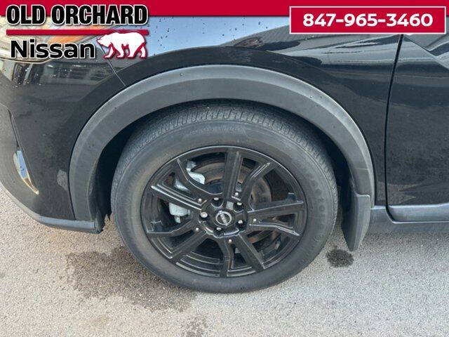 2022 Nissan Kicks SR