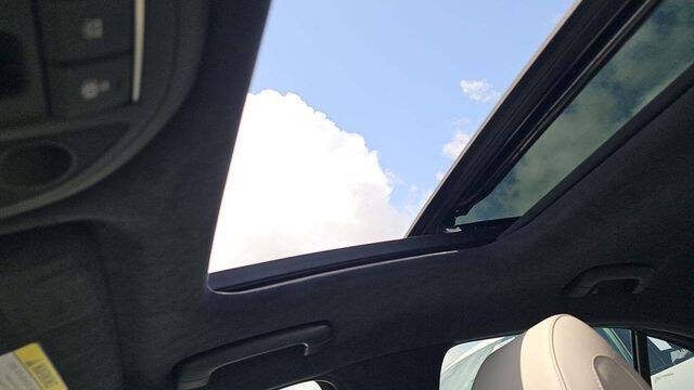 2023 Genesis G70