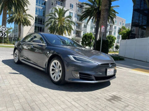 2020 Tesla Model S Long Range Plus