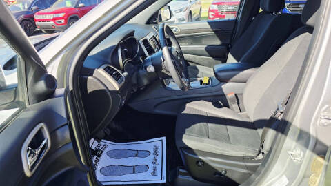 2015 Jeep Grand Cherokee Laredo