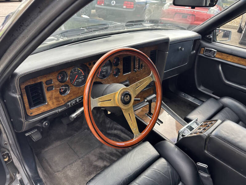 1984 Ford Mustang L