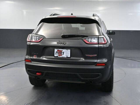 2022 Jeep Cherokee Trailhawk