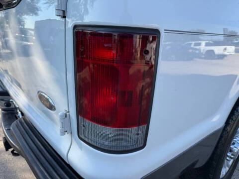 2005 Ford Excursion XLT