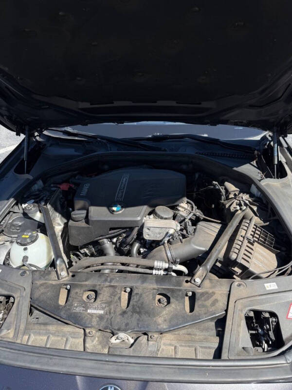 2014 BMW 5 Series 528i