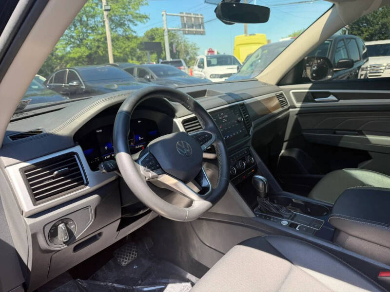 2022 Volkswagen Atlas SE