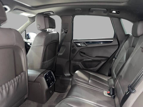 2018 Porsche Macan S