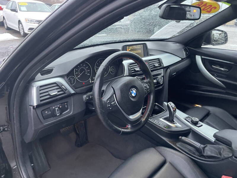 2016 BMW 3 Series 328i