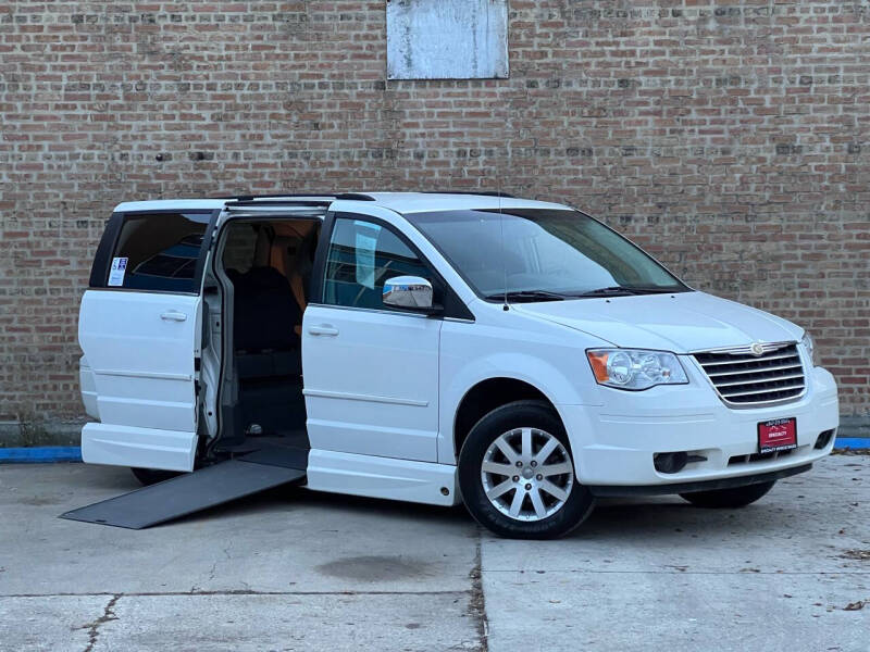 2008 Chrysler Town and Country Touring