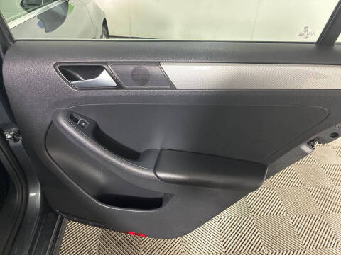 2015 Volkswagen Jetta