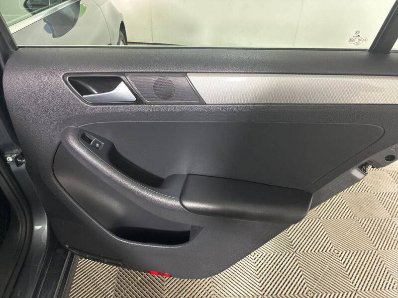 2015 Volkswagen Jetta