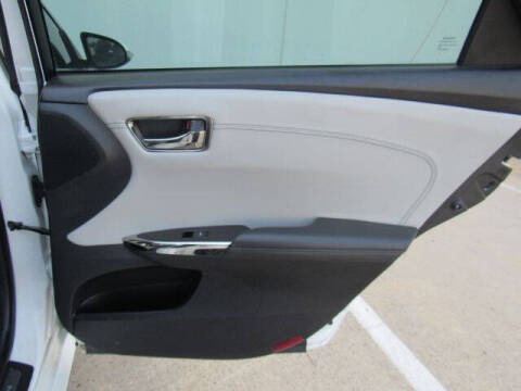 2018 Toyota Avalon Hybrid Limited