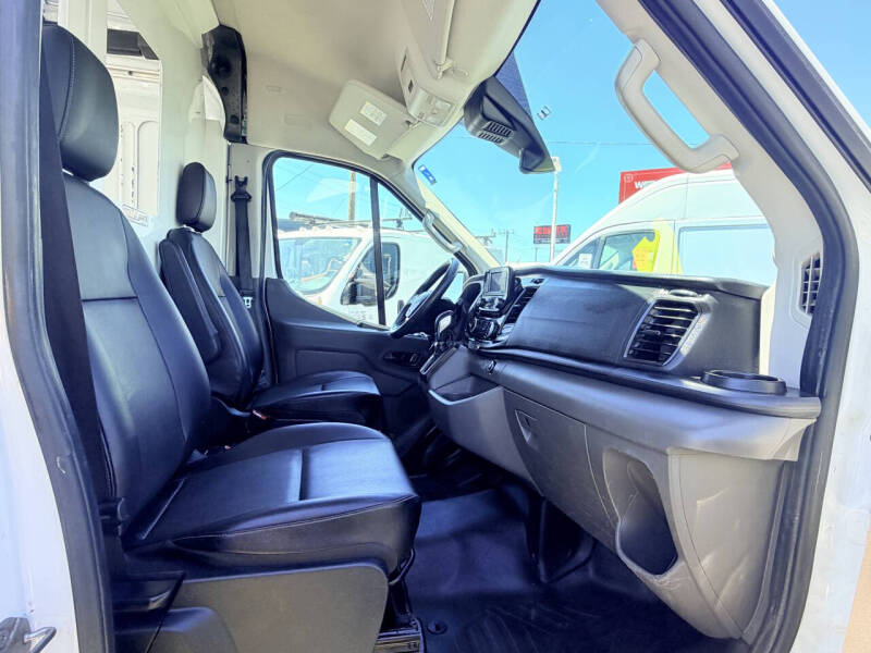 2022 Ford Transit 250