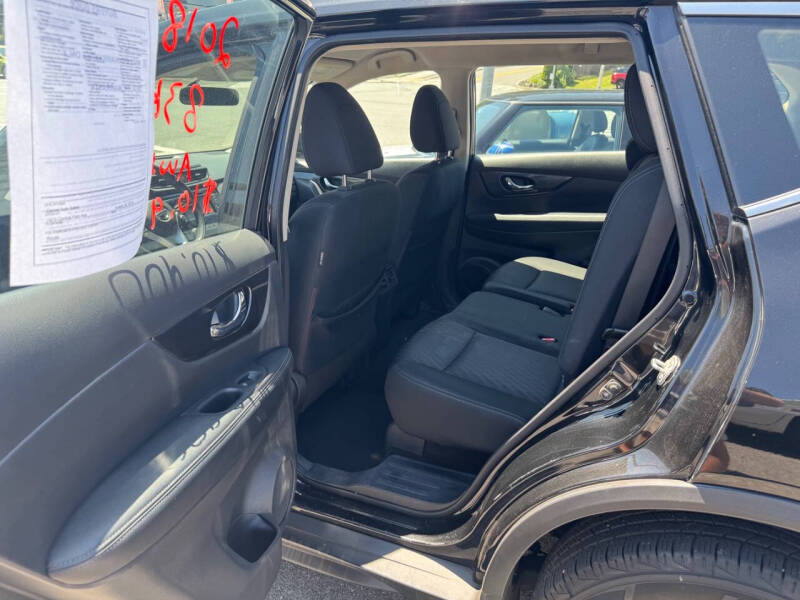 2018 Nissan Rogue S