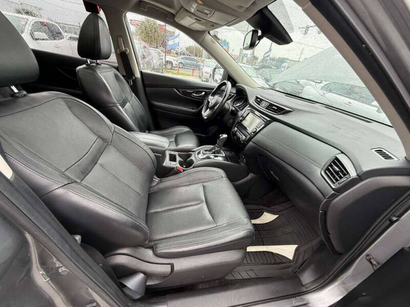 2018 Nissan Rogue S