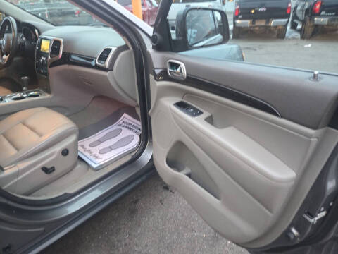 2013 Jeep Grand Cherokee Laredo X