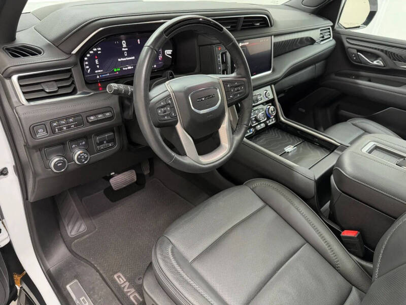 2024 GMC Yukon XL Denali