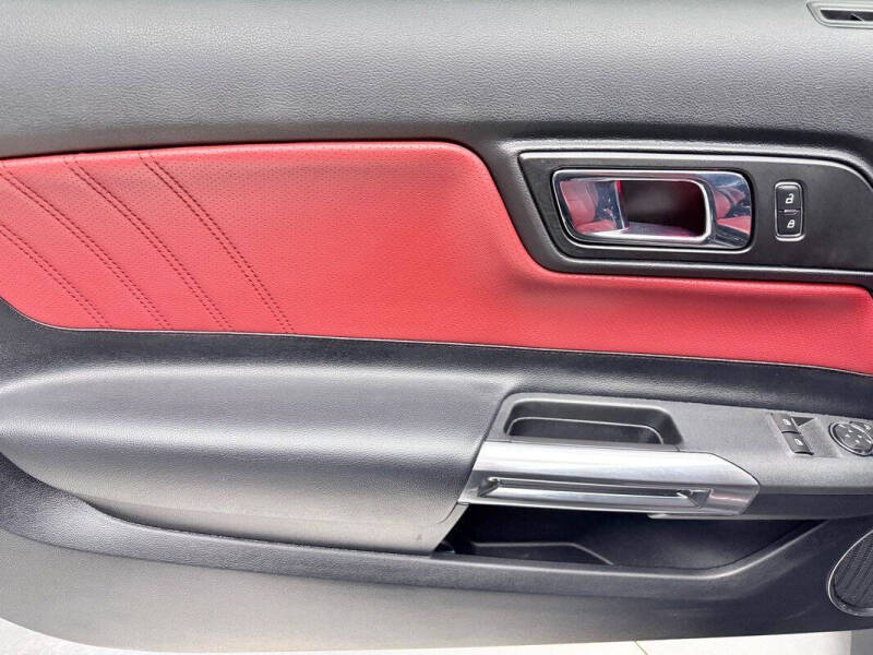 2017 Ford Mustang GT Premium