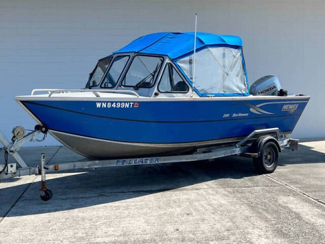 2005 Hewescraft 200 Sea Runner for sale at Simple Car Company in Oak Harbor, WA