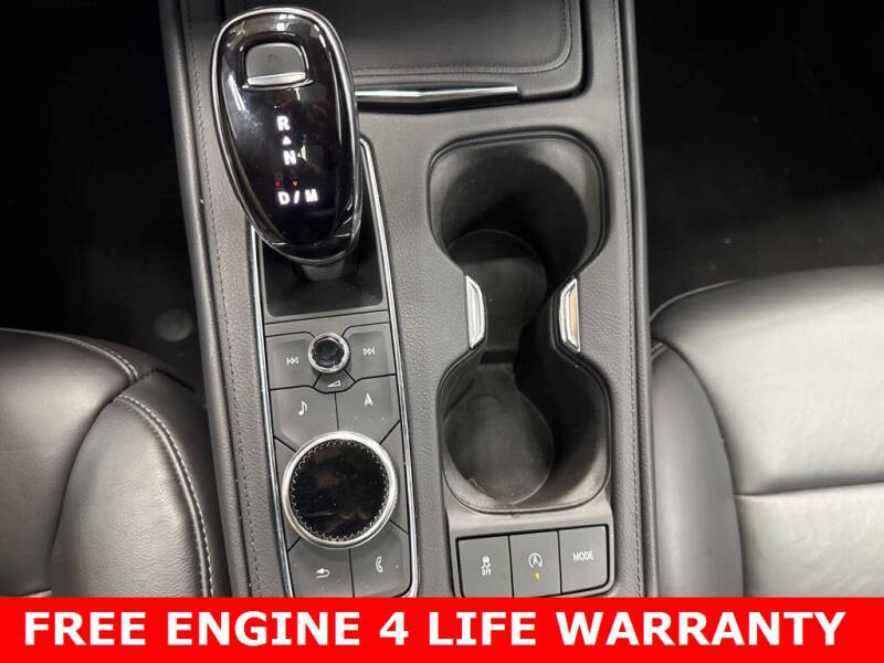 2022 Cadillac XT4 Premium Luxury