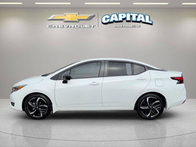 2025 Nissan Versa SR